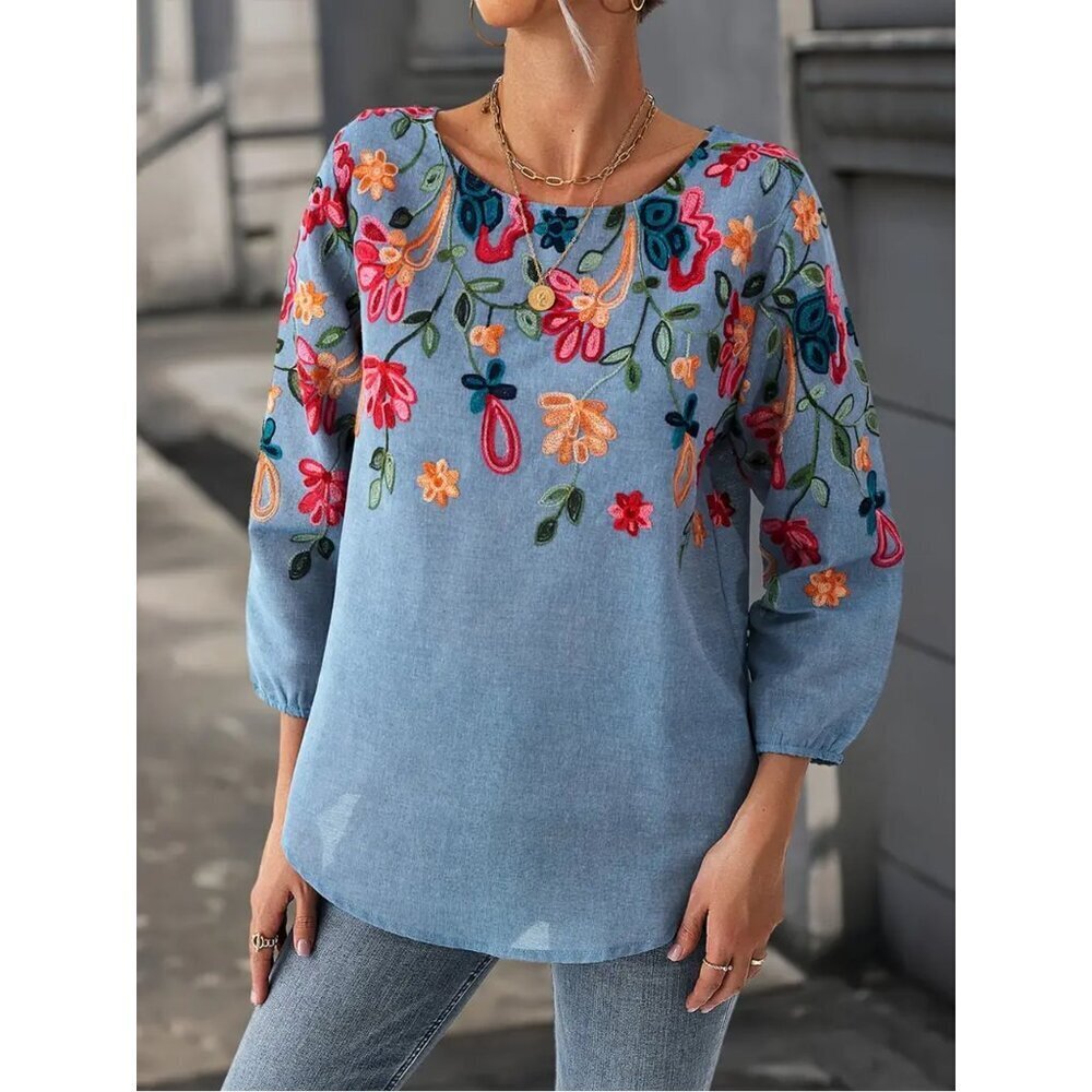 Kindred Embroidered Floral Crew Neck 3/4 Sleeve Banded Cuff Blouse Blue Womens M